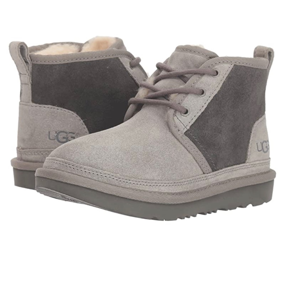 UGGS - Picture 5 of 16